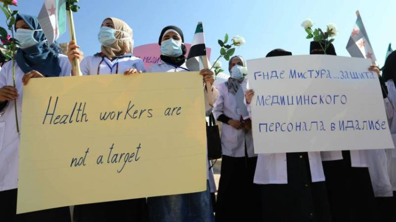 Doctors and nurses rally against Syria regime Idlib offensive
