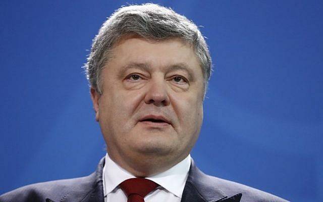 Ukraine leader backs controversial 'Russian foreign agents' bill