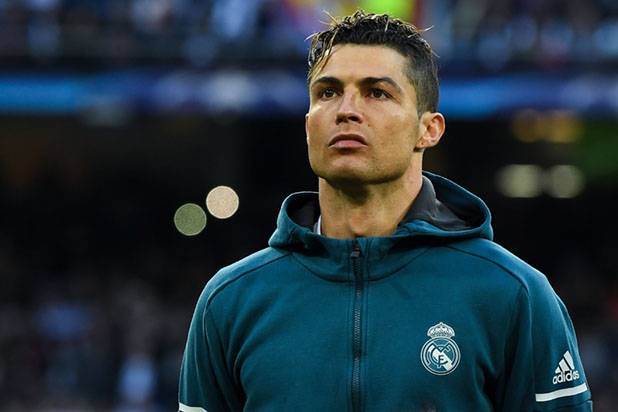 Cristiano Ronaldo to sue magazine over rape allegations