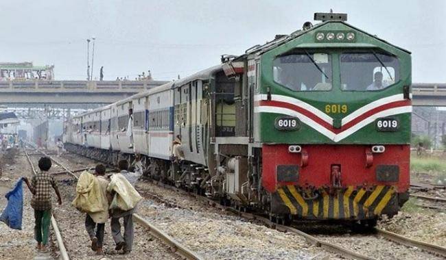 ADB shows interest in up gradation of Pakistan Railways