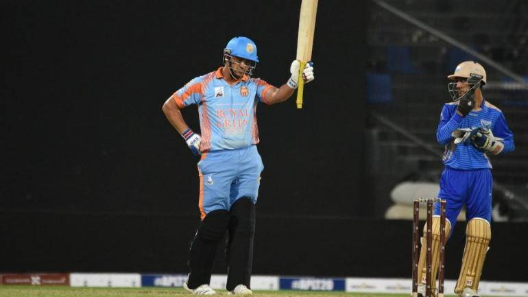 Zazai smashes six sixes in an over in APL clash