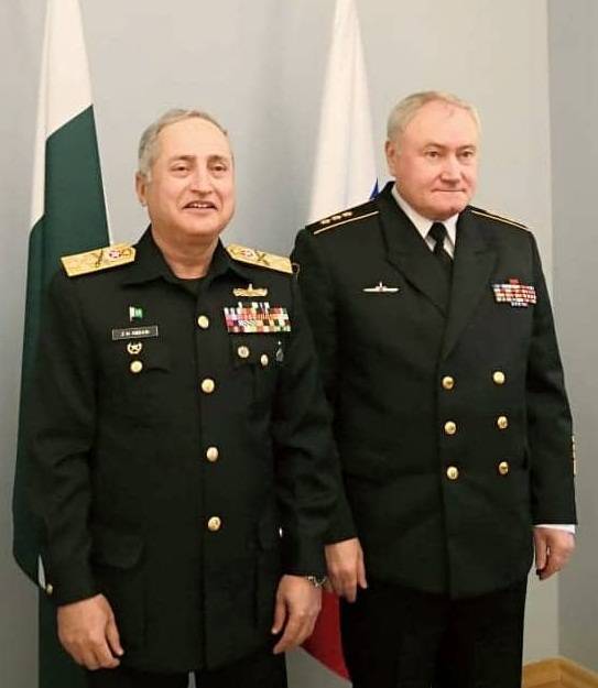 CONS Admiral Abbasi meets Russian Navy commander