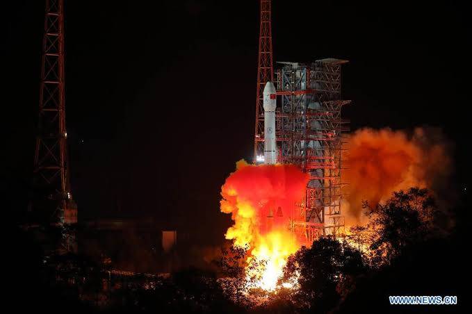 China launches Chang'e-4 probe to shed light on moon's dark side