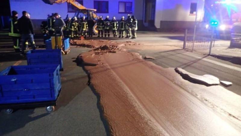 Major chocolate spill leaves sweet mess in Germany