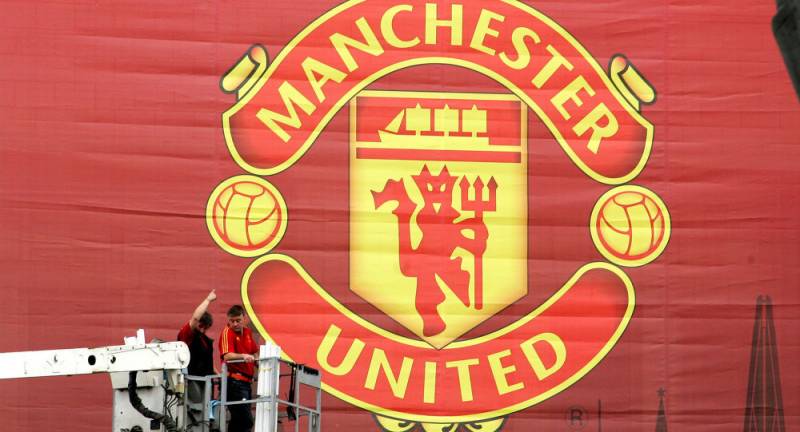 Manchester United accidently reveals new interim manager as Mourinho sacked
