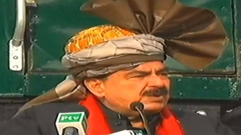 Freight trains being increased to boost economy: Sheikh Rashid 