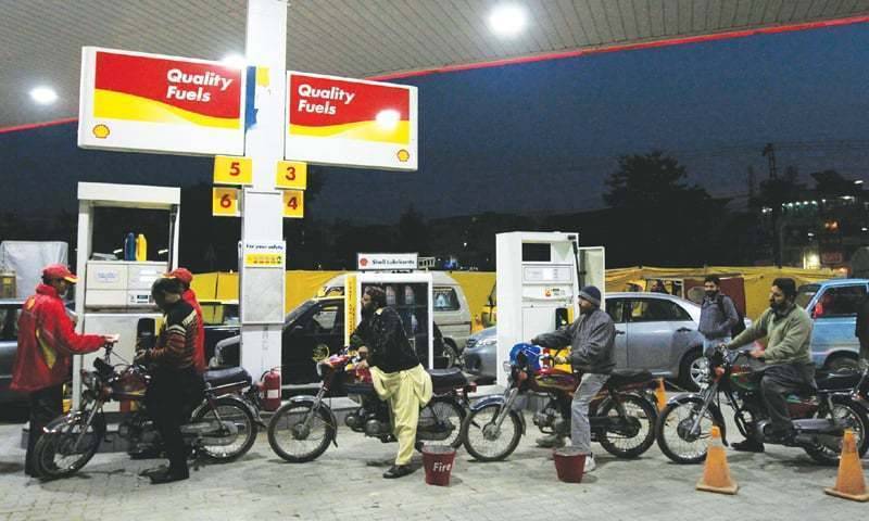 LHC bars petrol pumps from selling fuel to bikers without helmets