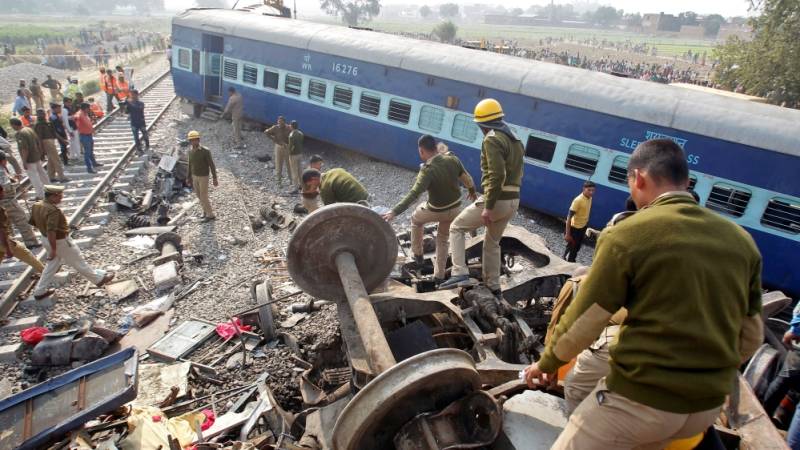 Death toll from train crash in India rises to 8, over 50 injured