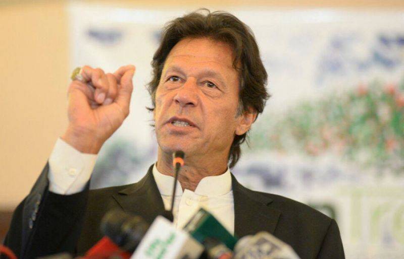 PM Khan reiterates to depoliticize bureaucracy