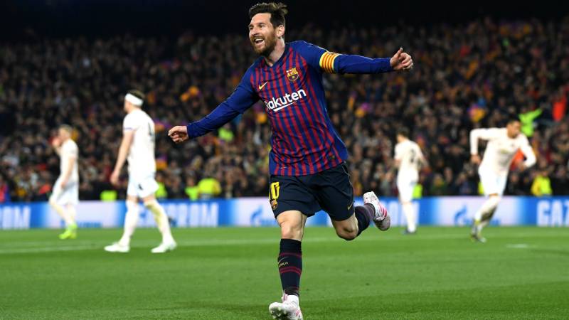 Messi stars as Barcelona cruise past Manchester United in UCL
