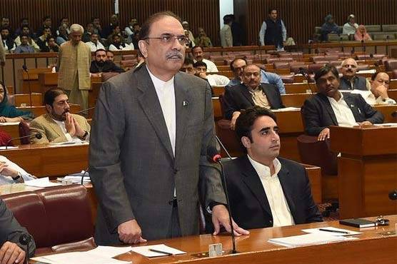 PPP ready to talk with govt for forming economic policy: Asif Zardari 
