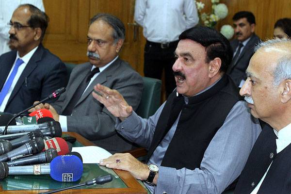 PR deficit decreased by Rs4bn: Sheikh Rasheed