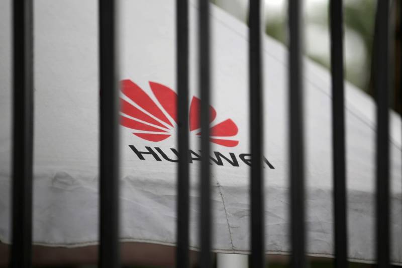 US workers to be laid off due to blacklisting of Huawei 