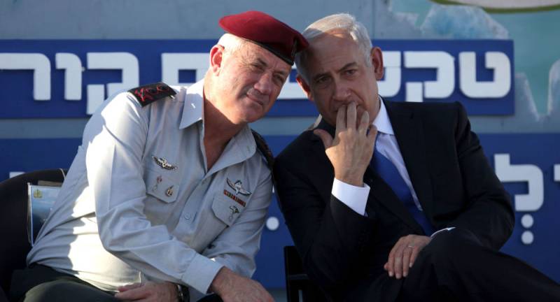 Netanyahu urges his rival Gantz to join him in broad unity government