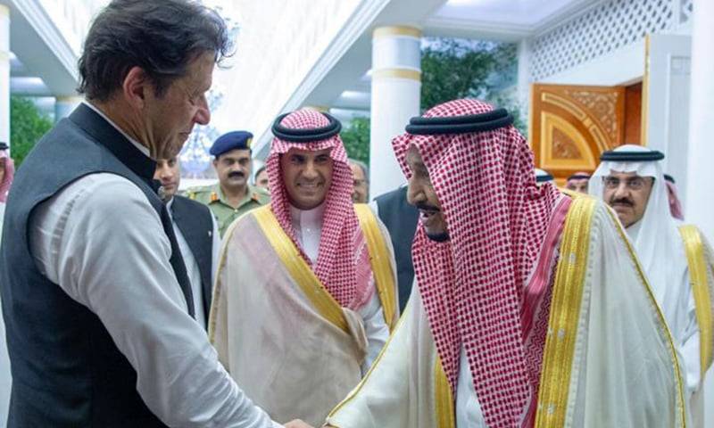 PM Khan meets Saudi King Salman, raise Kashmir issue