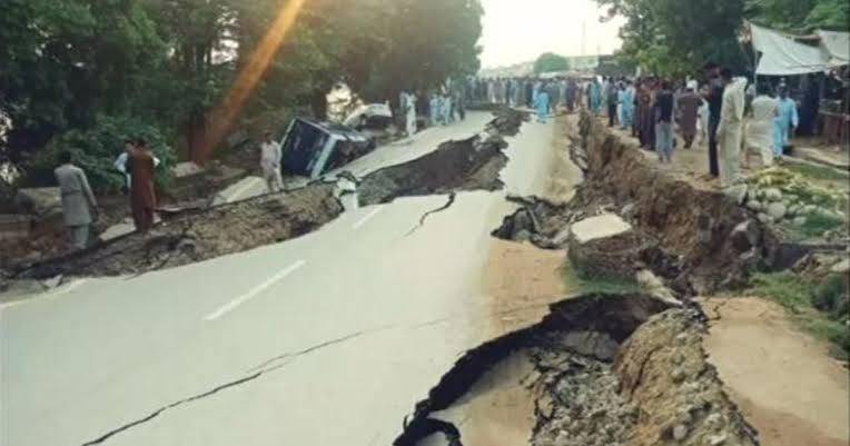 PM Khan to visit earthquake-stricken areas tomorrow