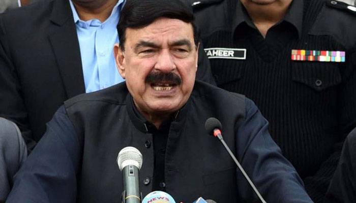 Govt to give compensation money for victims of Tezgam Express: Sheikh Rasheed