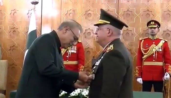 President Alvi confers Nishan-e-Imtiaz upon Turkish Chief of Armed Forces