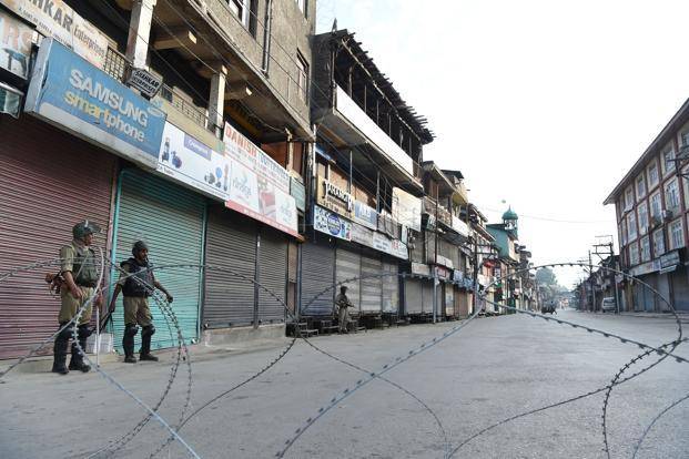 Indian lock-down, military siege continues to remain unchanged in IOK 