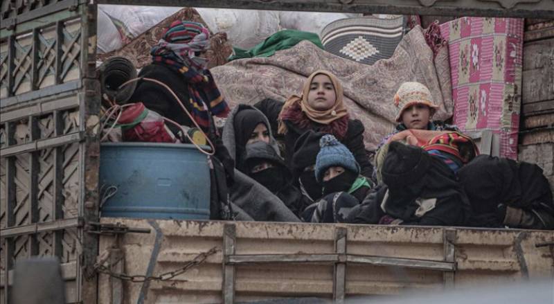 Northwest Syria exodus tops 800,000