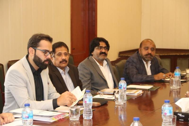 Punjab P&D, Sindh Investment department hold meeting in Lahore