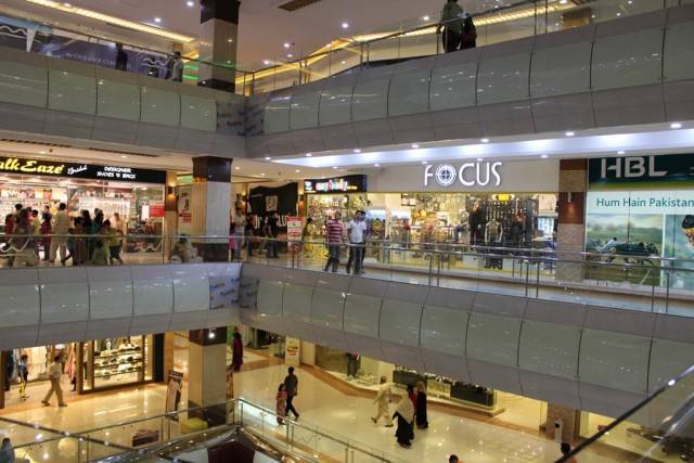 Shopping malls to remain open 24 hours in Punjab 