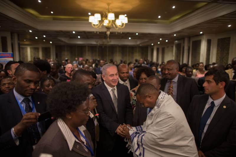Israeli PM says speaks with leaders of Sudan, Chad