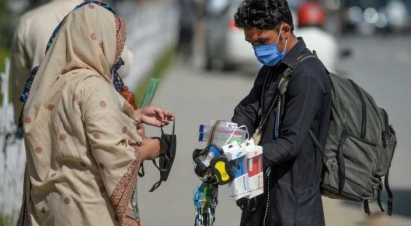 Coronavirus cases rise to 61,227 in Pakistan