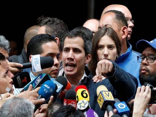 France should deliver opposition leader hiding at its embassy: Venezuela 