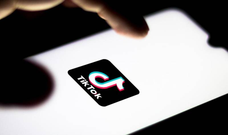 Student accidentally shoots himself while recording TikTok video