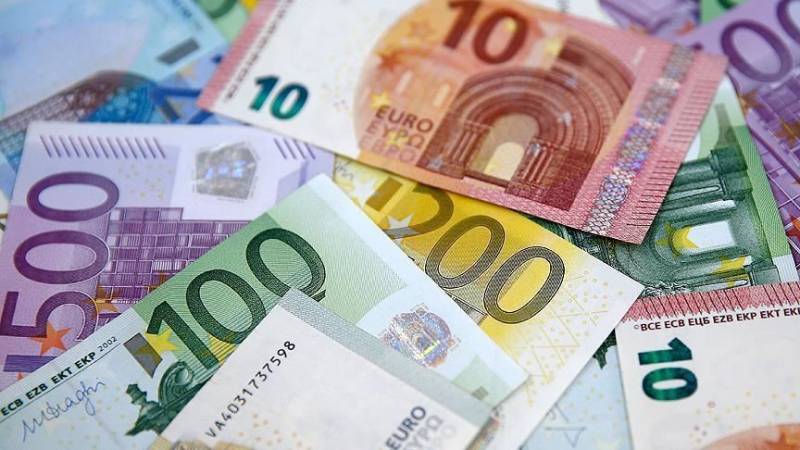 Croatia to wait two more years before adopting euro