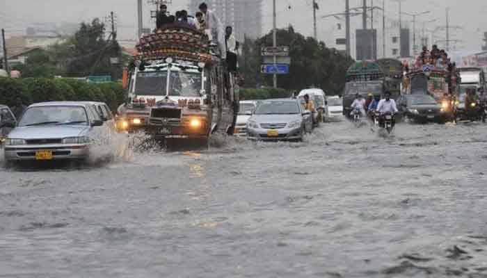 Third spell of heavy rain, thunderstorm to hit Karachi 