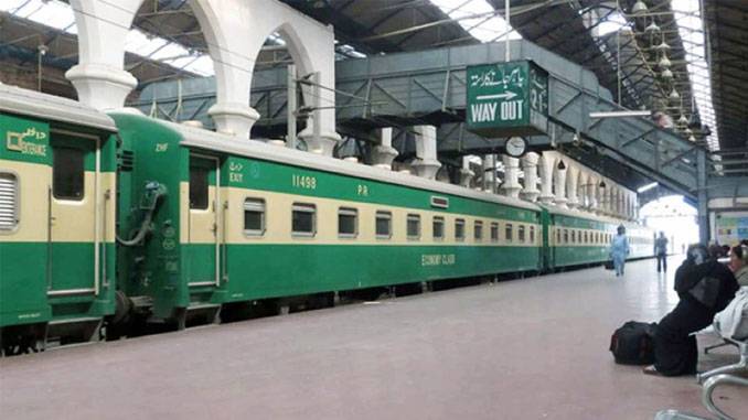 Pakistan Railways announces to run special trains on Eidul Azha to facilitate passengers