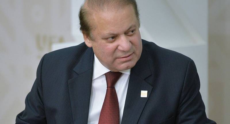 Nawaz files petition in IHC against its orders of surrendering before the court 