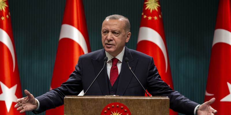 Turkey's Erdogan blames US, Russia and France for helping arm Armenia