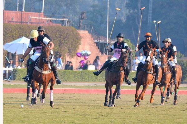 Shaukat Khanum Pink Polo Cup: Master Paints/ FG Polo win trophy