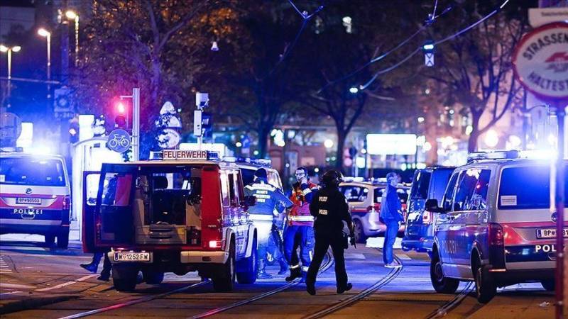 At least 1 killed, 15 wounded in Vienna attack