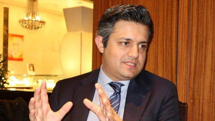 Govt announces power relief package to enhance competitiveness: Hammad