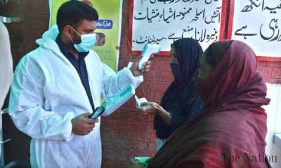 Pakistan reports 1,302 COVID-19 cases in one day
