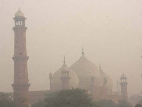 Lahore second most polluted city in the world as AQI mounts to 448
