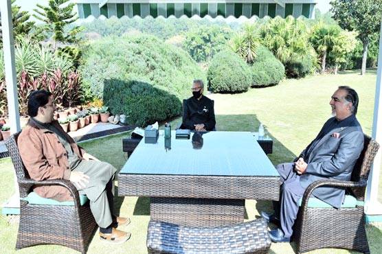 Transparent elections will strengthen democracy in country: President Alvi