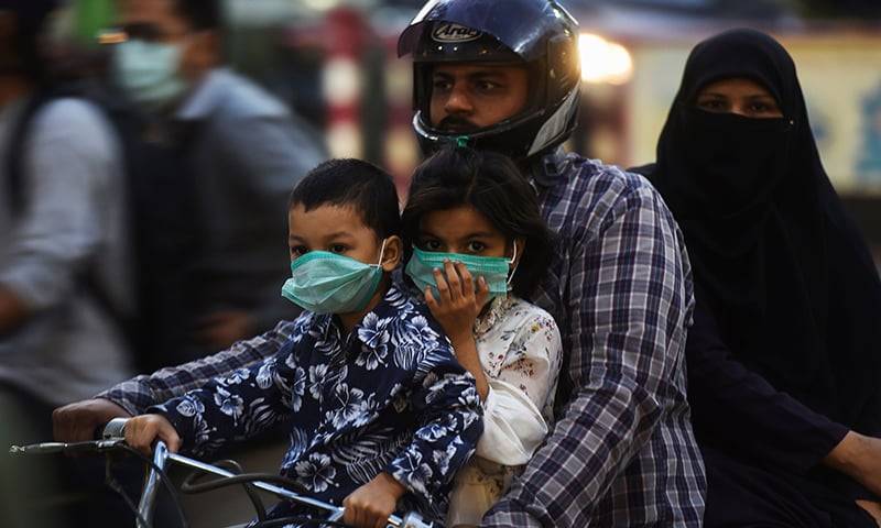 Pakistan reports 1,270 new coronavirus cases in one day 