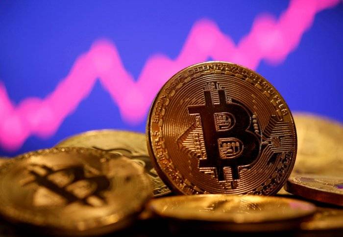 Bitcoin breaks all time record, increasing up to $50,000