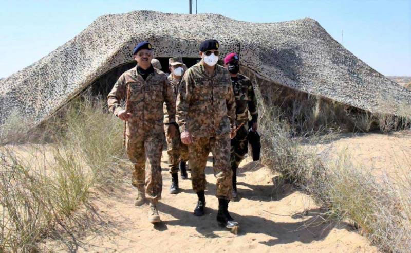 Cholistan Desert visit: COAS Bajwa updated on Zarb-e-Hadeed exercise