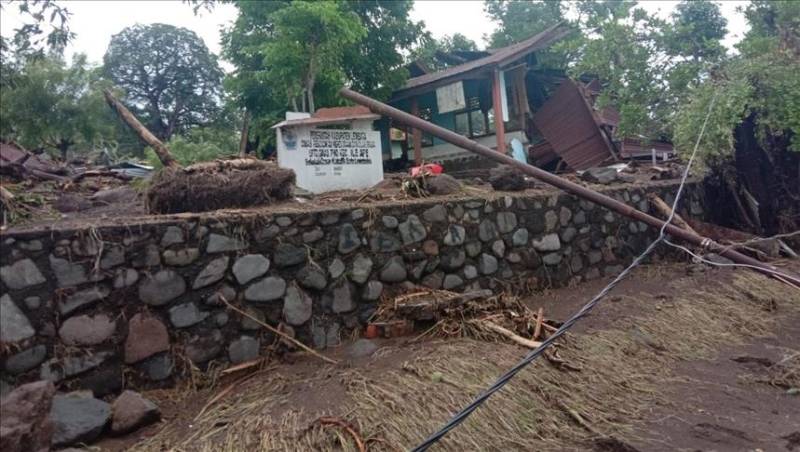  Cyclone Seroja: At least 157 dead in Indonesia, East Timor