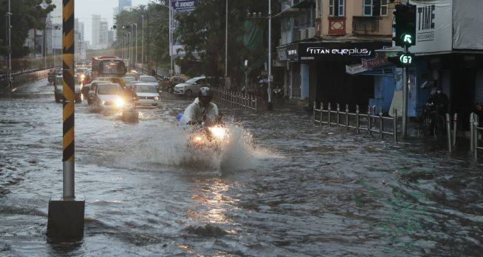 Monsoon rains cause mayhem in Mumbai, 21 killed amid flooding 
