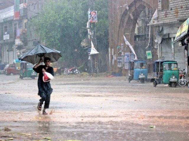  Torrential rains wreak havoc in Islamabad, parts of country