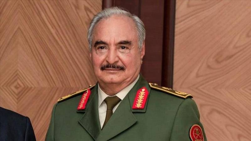 Libyan warlord Haftar temporarily leaves his post to run for presidency