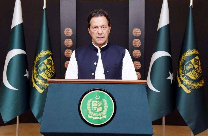 PM vows to turn Pakistan into welfare state modeled on Riyasat e Madina
