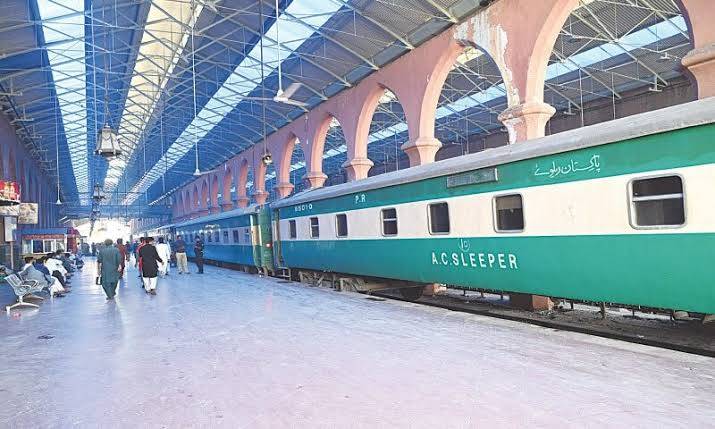 Pakistan Railways notifies hike in train fares